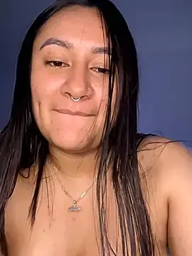 Stripchat Nude Webcam of Vyolet_