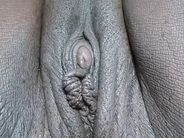 Stripchat Nude Webcam of morenahott1