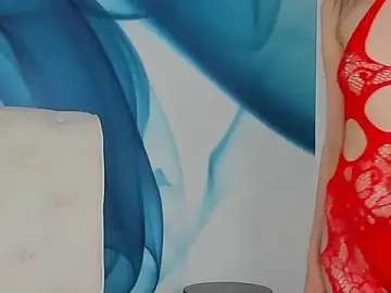 Stripchat Adult Webcam of SkinnyDolly