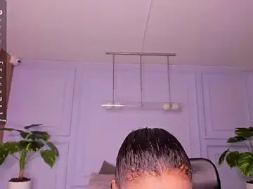 Stripchat Sex Cam of keytinthomson_