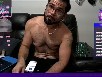 Stripchat Live Sex Cam of Zander823