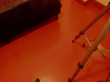 Stripchat Sex Cam of isa_cute_1