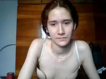 Stripchat Sex Cam of NickiKisinger