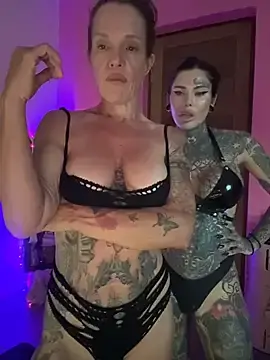 Stripchat Free Live Porn of mommyselenafit_