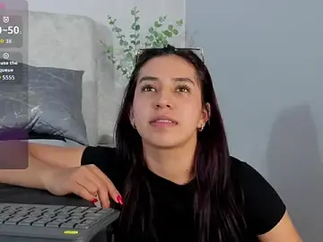 Stripchat Free Porn Cam of Vittoria_Conti_