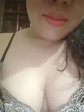 Stripchat Sex Cam of Julyy08