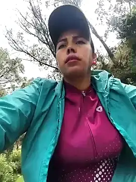 Stripchat Watch Live Sex Cams of _andrea30