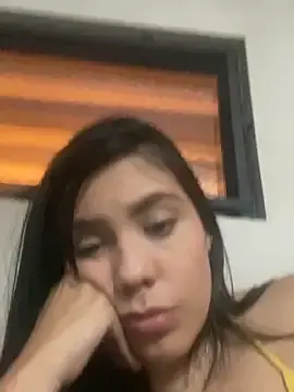 Stripchat Sex Cam of RenataLeclair