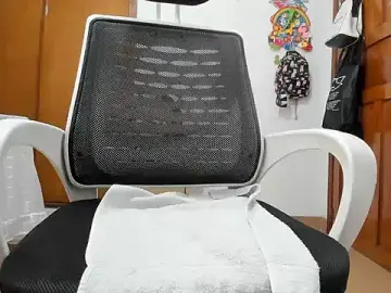 Stripchat Live Sex Cam of Adele_johnsonn1