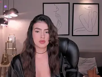 Stripchat Nude Webcam of PaulinaSantos_