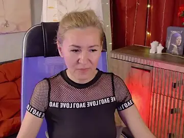 Stripchat Sex Cam of DonnaSmitth