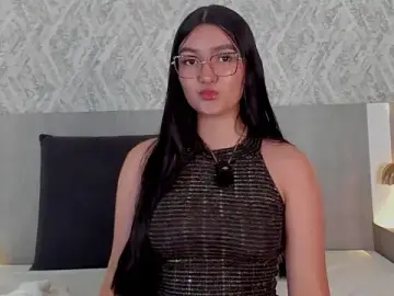Stripchat Free Live Porn of Vaalentina_Lux