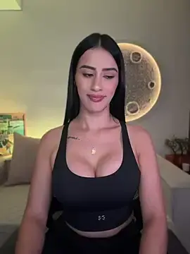 Stripchat Adult Video Chat of SarahhSmitth1