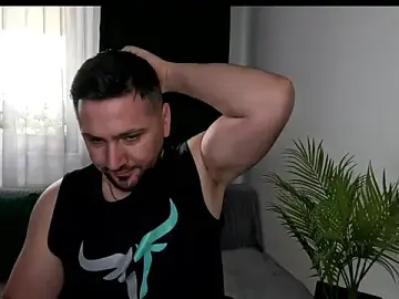 Stripchat Adult Webcam of Gold_Alpha_Boy