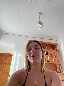 Stripchat Adult Webcams of KarlaLuar_