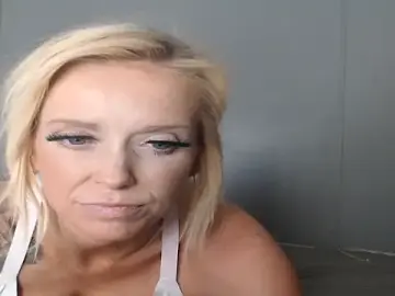 Stripchat Free Live Porn of jaidenangel