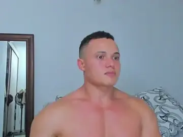 Stripchat Best live sex cam show of KingLevi01