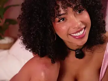 Stripchat Live Sex of OSHUN_