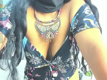 Stripchat Adult Webcams of Iniya_Parul