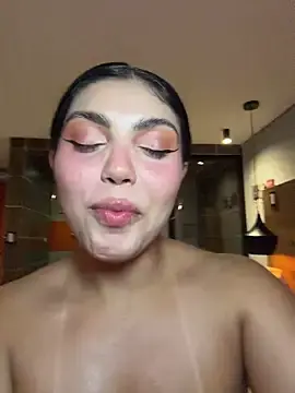 Stripchat Watch Live Sex Cams of zui_lu