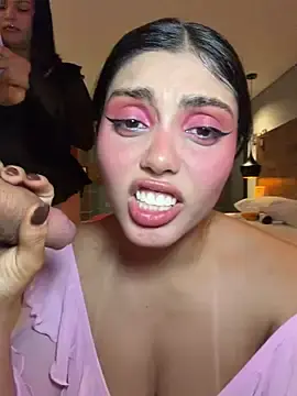 Stripchat Live Sex of zui_lu