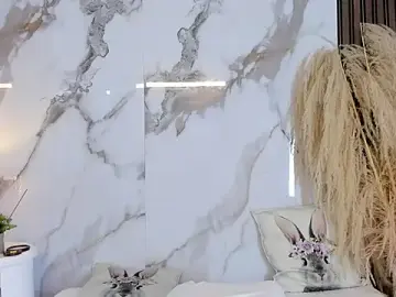 Stripchat Watch Live Sex Cams of hannahill69