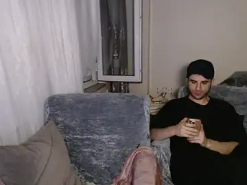 Stripchat Free Live Porn of handsomeee04