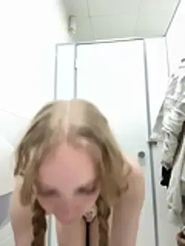 Stripchat Live Sex of bambi_lu