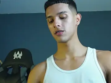 Stripchat Free Porn Cam of Busterspinter