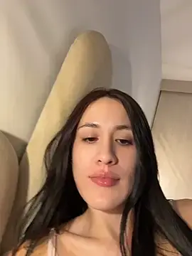 Stripchat Free Porn Cam of SerenaFox_