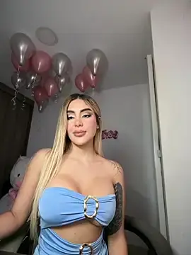 Stripchat Live Sex of mi_suk11