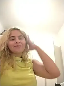 Stripchat Sex Chat of Titi_07_HT