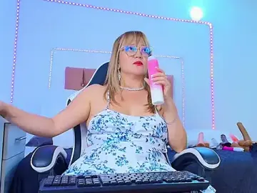 Stripchat Watch Live Sex Cams of naomi_diamond_