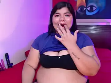 Stripchat Sex Cam of Lia_Arellano