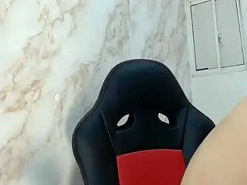 Stripchat Adult Webcam of nathan_shimmer