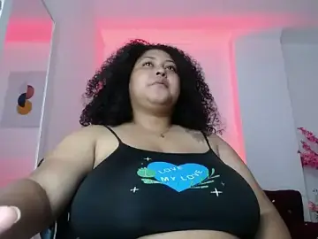 Stripchat Live Sex of Ayliinn_