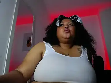 Stripchat Watch Live Sex Cams of Ayliinn_