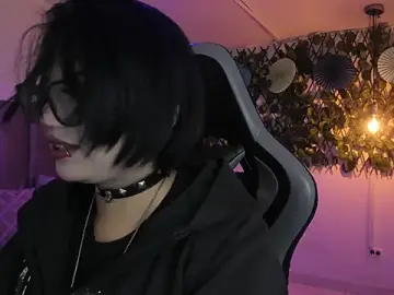 Stripchat Live Sex Cam of Kitty_Gang