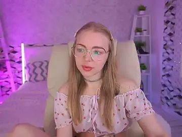Stripchat Live Porn of EmilySunshineS