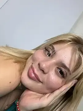 Stripchat Nude Webcam of _Alicee_1