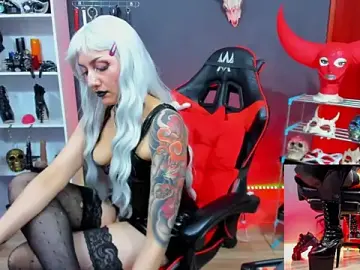 Stripchat Free Live Porn of Yelena_LatexMaiden