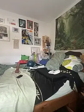 Stripchat Live Sex of Yogirebell