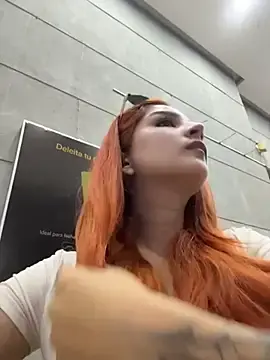 Stripchat Live Sex of Mon_Cherry