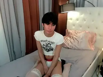 Stripchat Live Sex of urtwinkbrixz