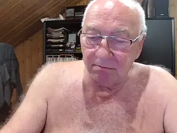 Stripchat Live Porn of biggandybig