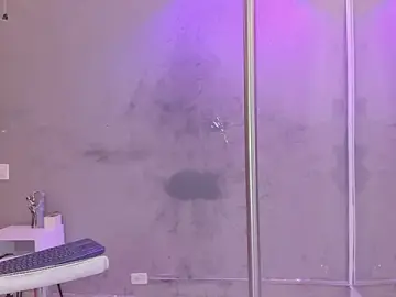 Stripchat Free Porn Cam of zam_noir