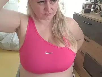 Stripchat Best live sex cam show of Meliss_Official9