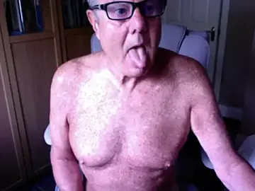 Stripchat Free Porn Cam of Oldpistolpete