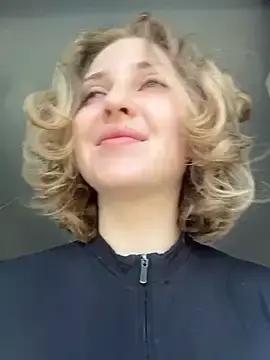 Stripchat Free Porn Cam of KellyKeler