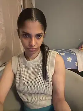 Stripchat Adult Webcam of karlatiburcio